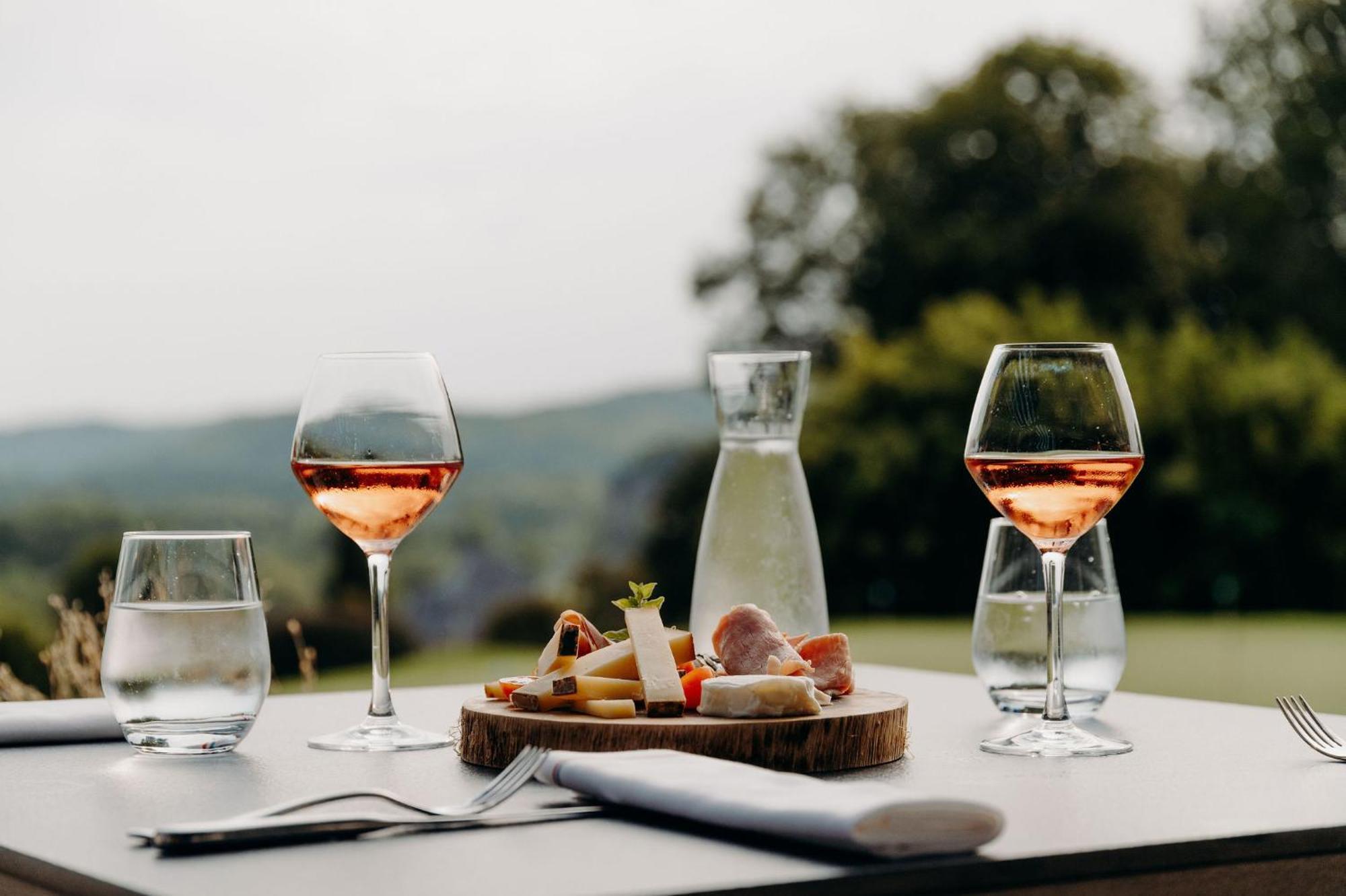 Domaine De Rochebois & Spa Nuxe Vitrac  Exteriér fotografie